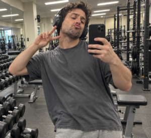 The Plain Truth About Gym Selfies